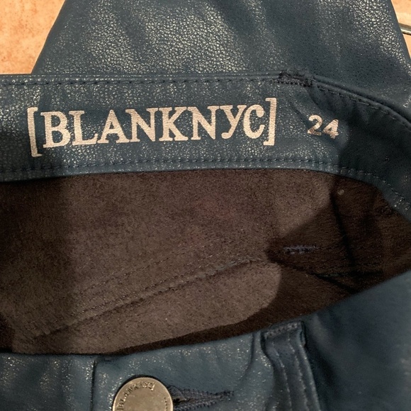 BLANKNYC Skinny Faux Leather Pants in Deja Boo size 24 - Picture 5 of 8